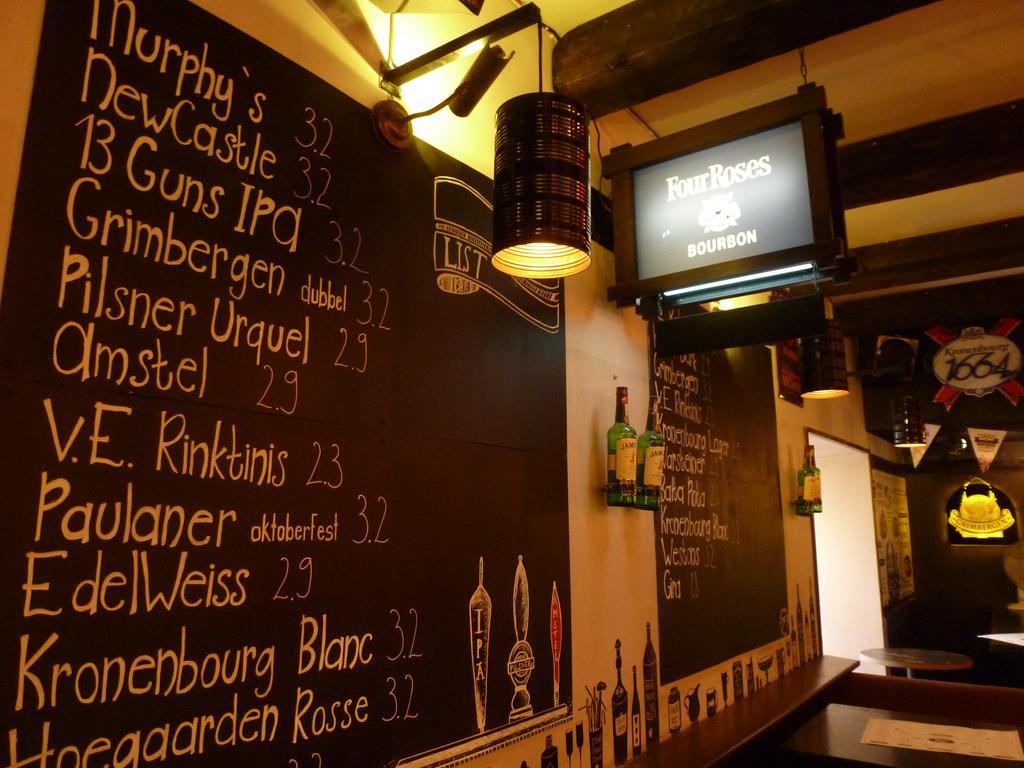 Seven Fridays Hostal Vilna Exterior foto