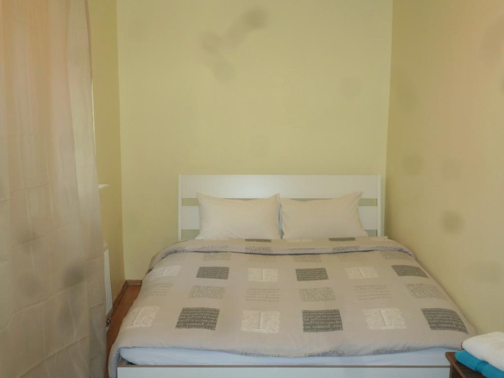 Seven Fridays Hostal Vilna Exterior foto