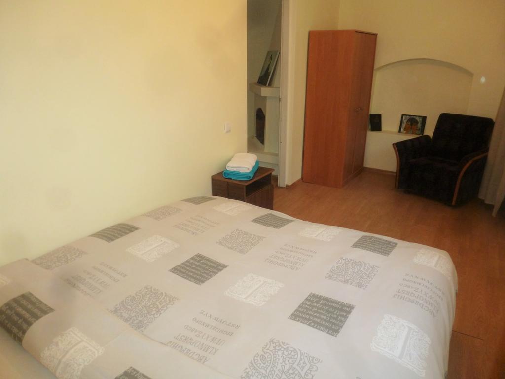Seven Fridays Hostal Vilna Exterior foto